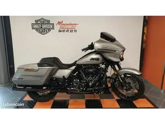 harley davidson touring street glide cvo 1977 / 121