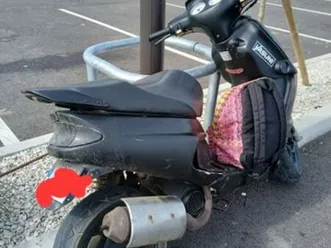 scooter peugeot speedake