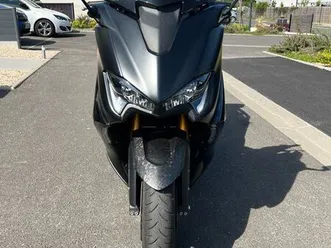 tmax tech max 2020 - 11000 km