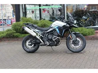 triumph tiger 900