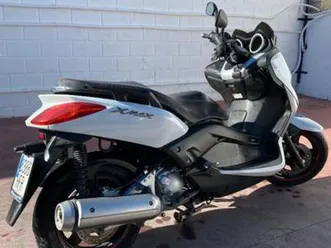 yamaha - xmax