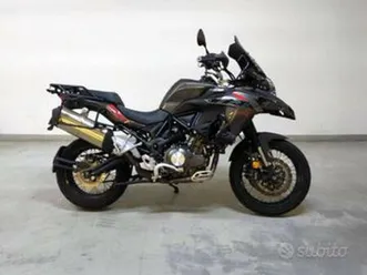 benelli trk 502 x