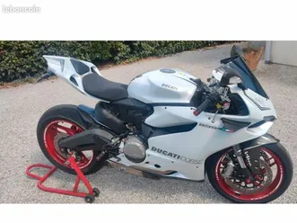vend ducati panigale 899