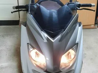 scooter 125 skyliner