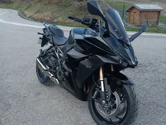suzuki gsxs 1000 gt