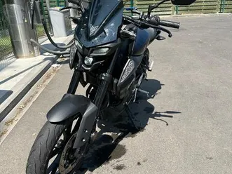 ② yamaha mt-125
