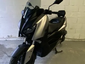 scooter yamaha 125 x-max de 2018 / peu kilométré / paiement en plusieurs fois