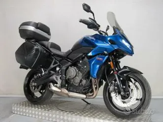 triumph tiger sport 660 sella ribassata