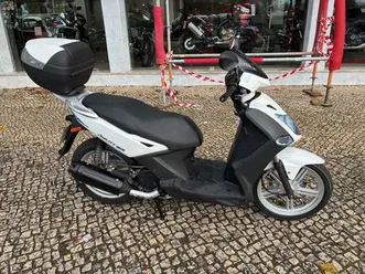 kymco agility 125 coimbra (sé nova, santa cruz, almedina e são bartolomeu)