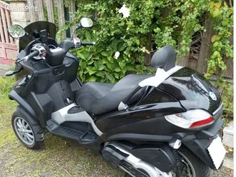 piaggio mp3 400 cc