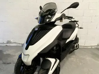 scooter piaggio mp3 300 ie lt yourban / permis b / paiement en plusieurs fois