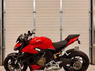 2021 ducati streetfighter v4