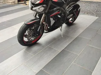 street triple rs 765