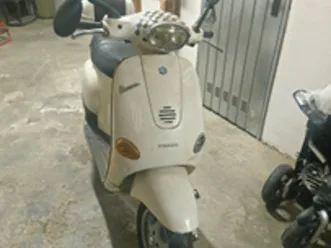 vespa 125 et4