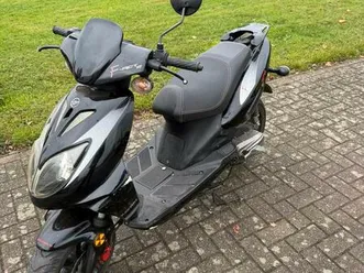 ② scooter keeway fact 50 cc classe roule nickel 775€!