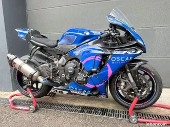 yamaha r1