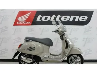 vendo vespa gts 125 (2021 - 24) usata a bassano del grappa (codice 9902524) - moto.it