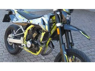 vendo swm sm 125 r (2022 - 24) usata a carema (codice 9902531) - moto.it