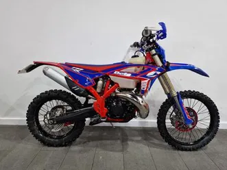 2024 beta 300rr, 614 miles, 37 hours, new s3 pipe, mousses & big tank