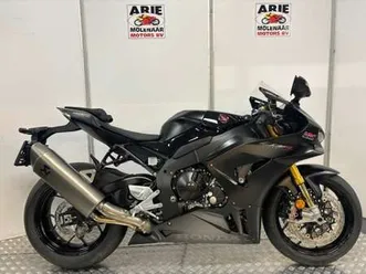 honda cbr 1000 cbr1000rr-r sp zwart