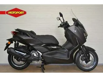 yamaha x-max 300 xmax tech max+ zwart