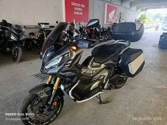 honda x-adv travel grigio