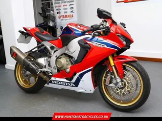 2017, '17 reg. honda cbr1000rr fireblade sp. 1 owner. just 5,861 miles. £10,995