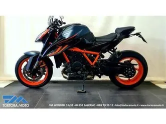vendo ktm 1290 super duke r (2022 - 23) usata a salerno (codice 9903107) - moto.it