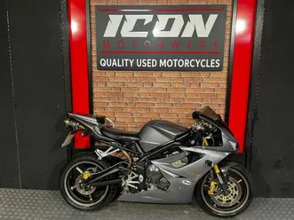2006 triumph daytona low miles clean example