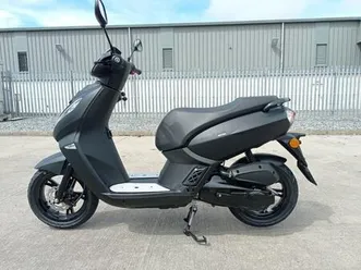 peugeot kisbee 50 learner legal 50 cc scooter delivery & finance uk/ire