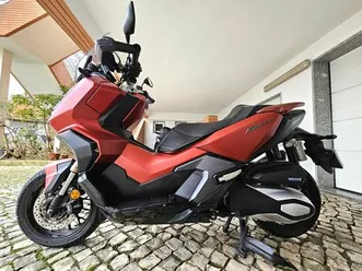 honda adv 350 de 2022 com 19.140 kms pneus novos e revisão feita venteira