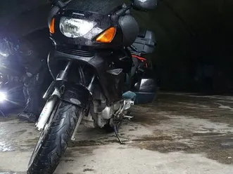 honda deauville nt 650 v 650 cm3, 2005 god.