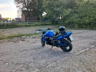 verkaufe meine kawasaki zr7