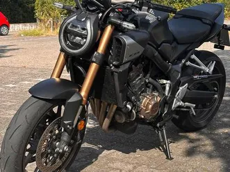 honda cb 650 r 2024 - nur 3.400km, e-clutch, 1.hand