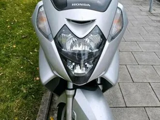 honda silverwing 600