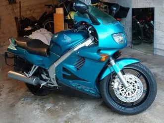 honda vfr 750 f - motorrad