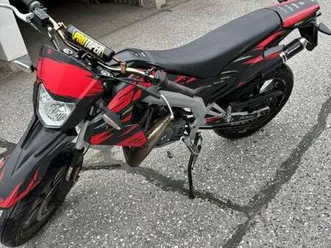 50 rot/schwarz race design