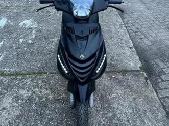 piaggio zip 2018 - mat zwart met led — scooters | peugeot — marktplaats