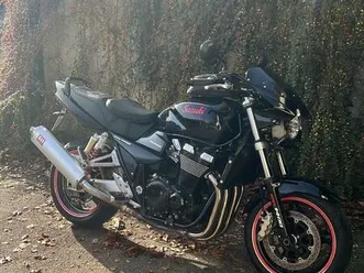 suzuki gsx 1400