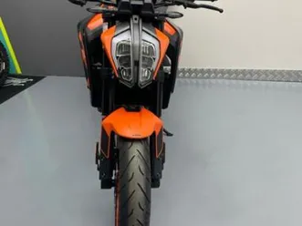 ktm - duke 890 gp