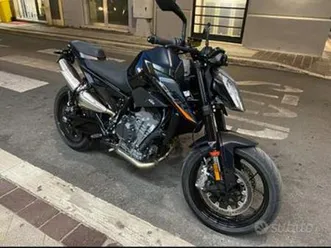 ktm 890 duke + scarico hp corse