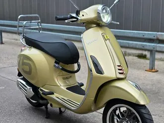 vespa primavera 75 jahre edition gold sondermodell roller berlin