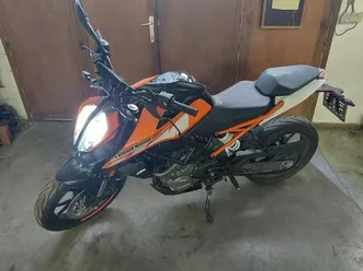 ② ktm duke 125