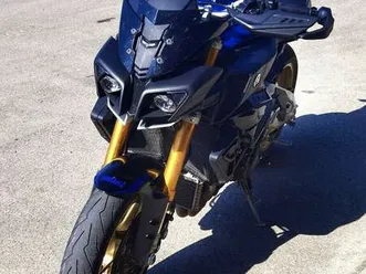 yamaha mt-10 blu/azzurro