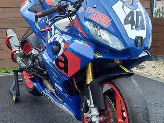 aprilia rs 660 2023 - usage piste - full équipés