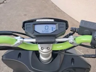 scooter peugeot steet zone