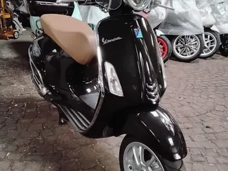 scooter vespa primavera 50