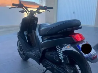 yamaha booster naked 13 pouces