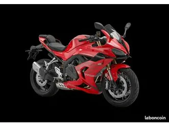 qjmotor srk 800 rr my25 / neuve / garantie 3 ans constructeur / 163 euros - mois en loa / compatible a2 offert / livraison france