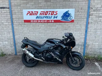 triumph 1200 daytona accidenté